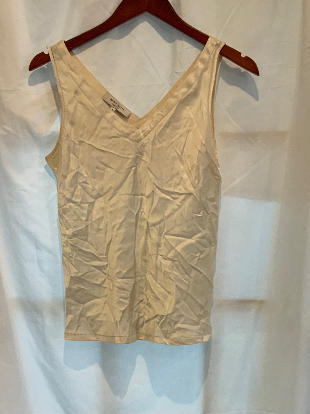Anne Klein Cream V-Neck Tank Top